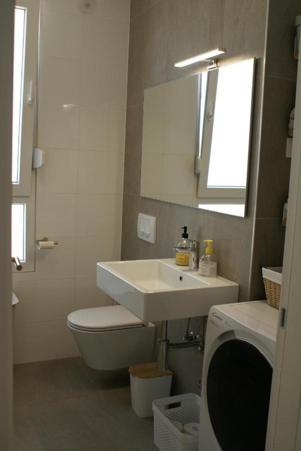 Apartment Carmen, Znjan, Split Zewnętrze zdjęcie